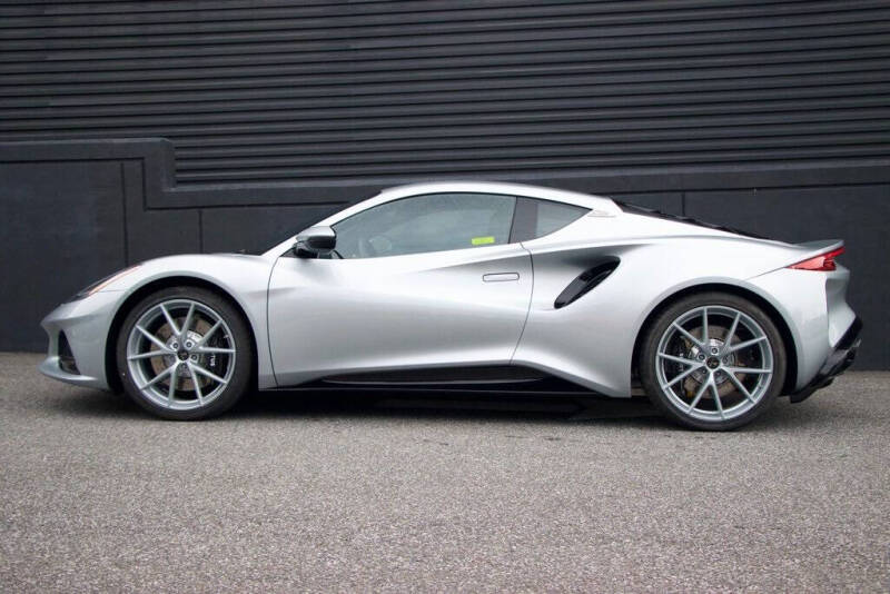 2025 Lotus Emira V6 Base