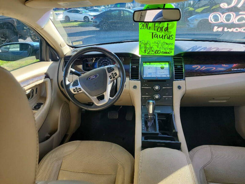 2016 Ford Taurus Limited