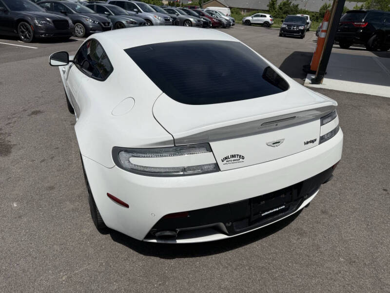 2014 Aston Martin V8 Vantage