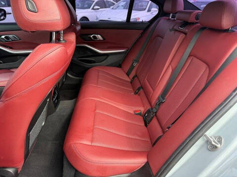 2023 BMW 3 Series 330i