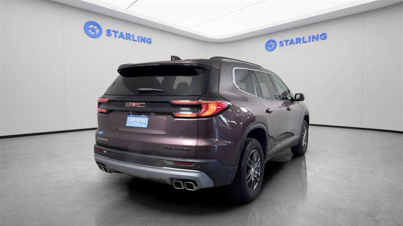 2025 GMC Acadia Elevation