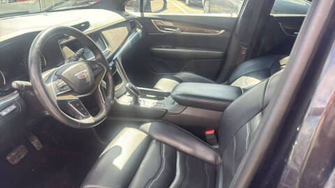 2017 Cadillac XT5 Platinum