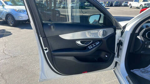 2016 Mercedes-Benz C-Class