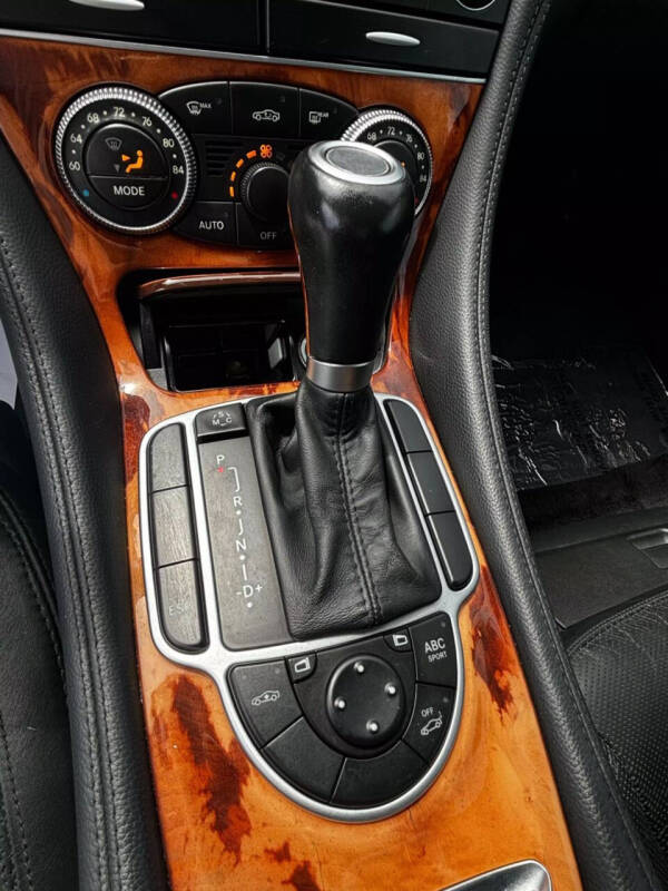 2009 Mercedes-Benz SL-Class SL 550