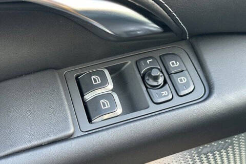 2025 Lotus Emira V6 Base