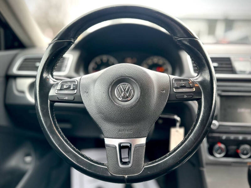 2014 Volkswagen Passat