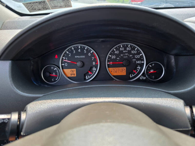 2011 Nissan Pathfinder SV