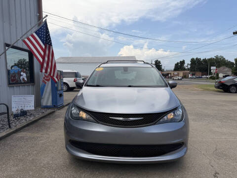 2021 Chrysler Voyager