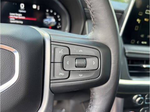2022 GMC Yukon SLT
