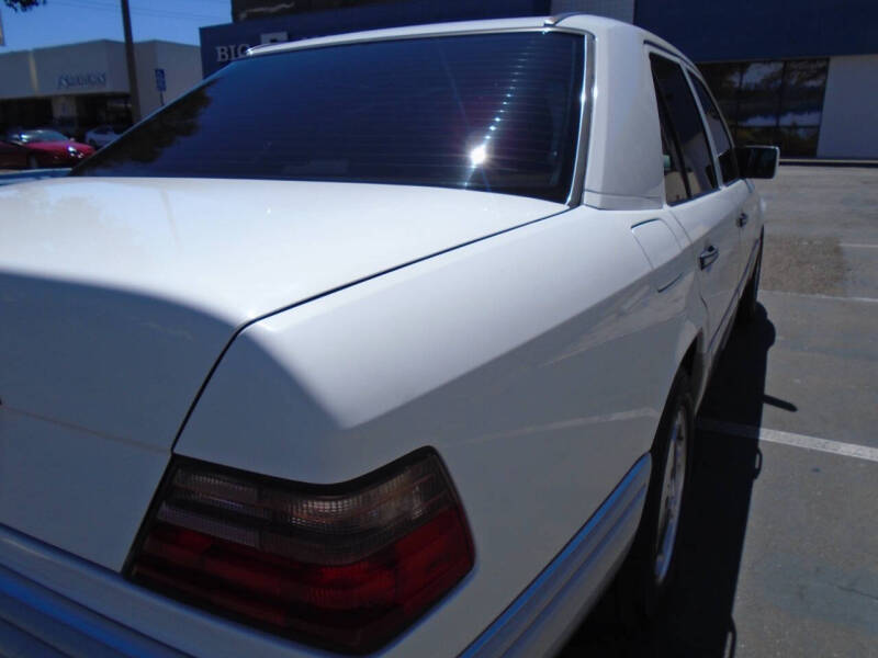 1994 Mercedes-Benz E-Class E 320