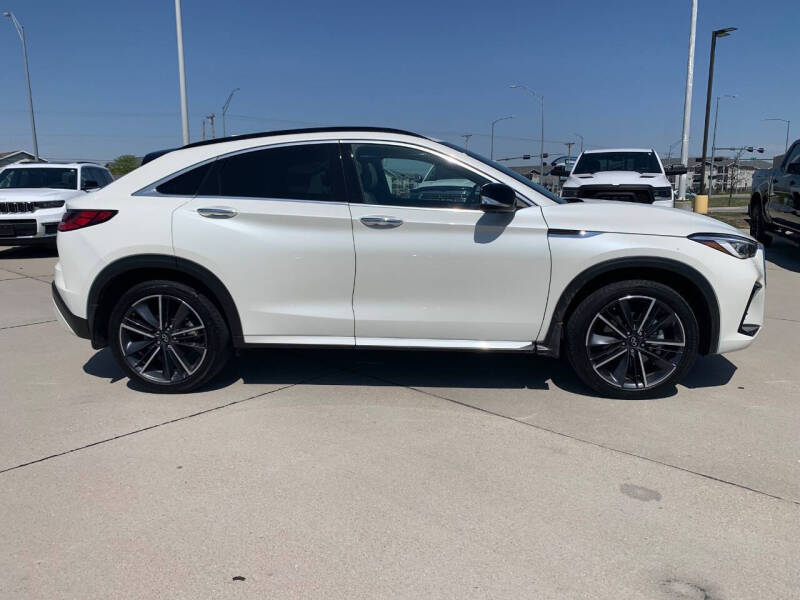 2023 Infiniti QX55 Essential