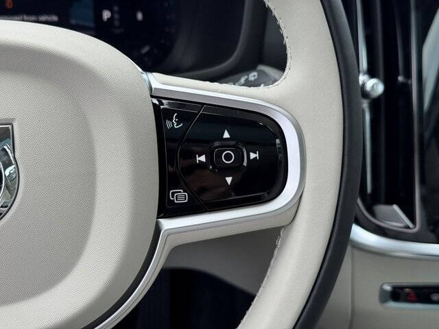 2026 Volvo V60 Cross Country B5 Plus