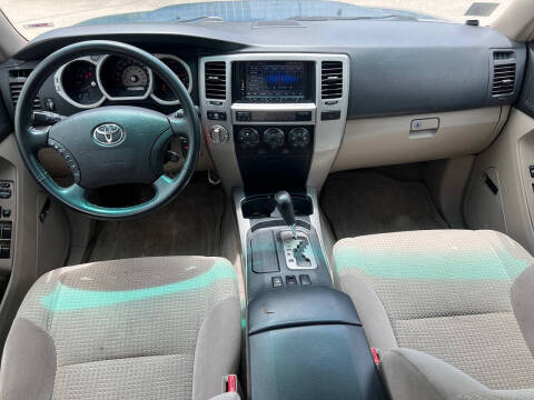 2004 Toyota 4Runner SR5