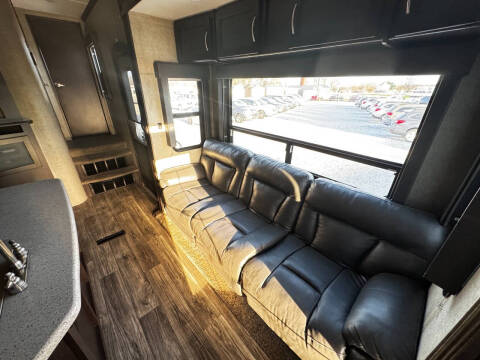 2017 Keystone RV Carbon