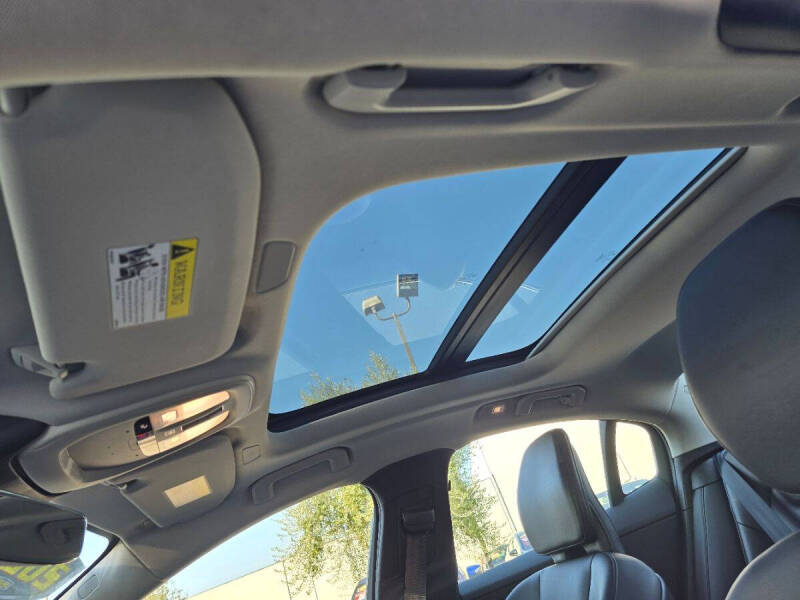 2024 Volvo S60 B5 Core Dark Theme