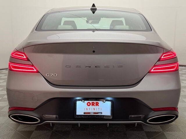 2025 Genesis G70