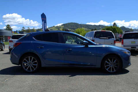 2018 Mazda MAZDA3 Grand Touring