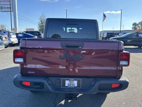 2021 Jeep Gladiator Sport S