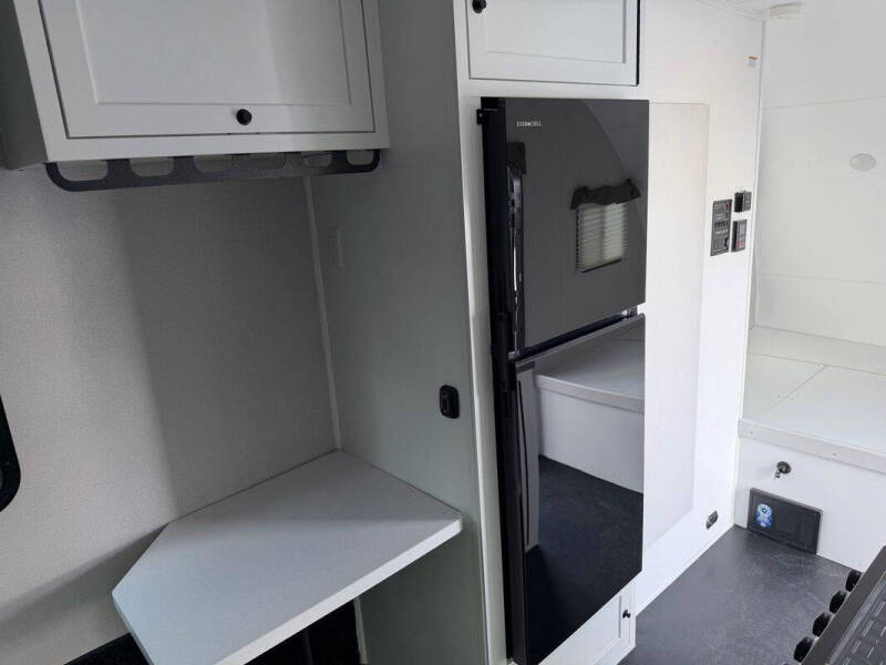 2023 Travel Lite Rove Lite