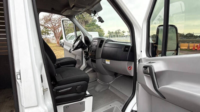 2017 Mercedes-Benz Sprinter 2500