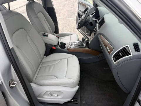 2013 Audi Q5 2.0T quattro Premium Plus