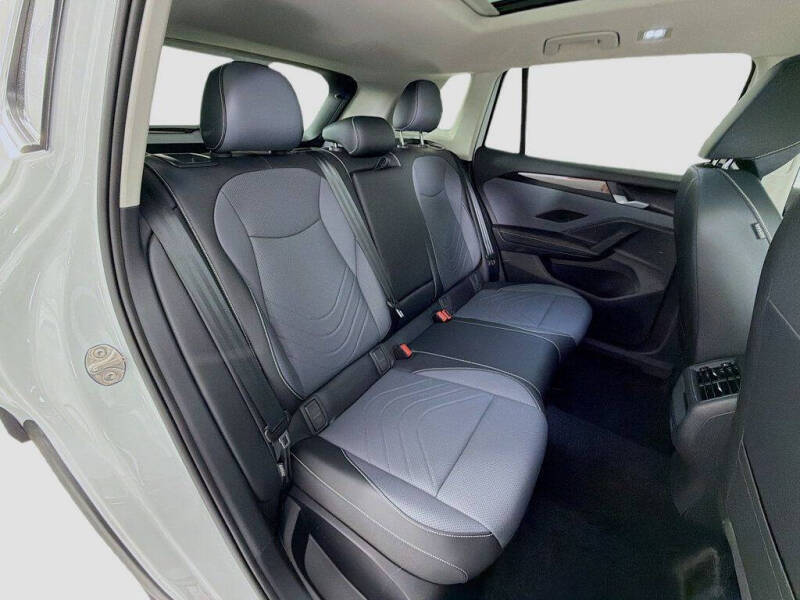 2026 Volkswagen Tiguan SE 4Motion