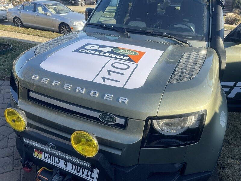 2022 Land Rover Defender 110 Standard