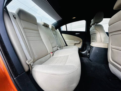 2011 Dodge Charger SE