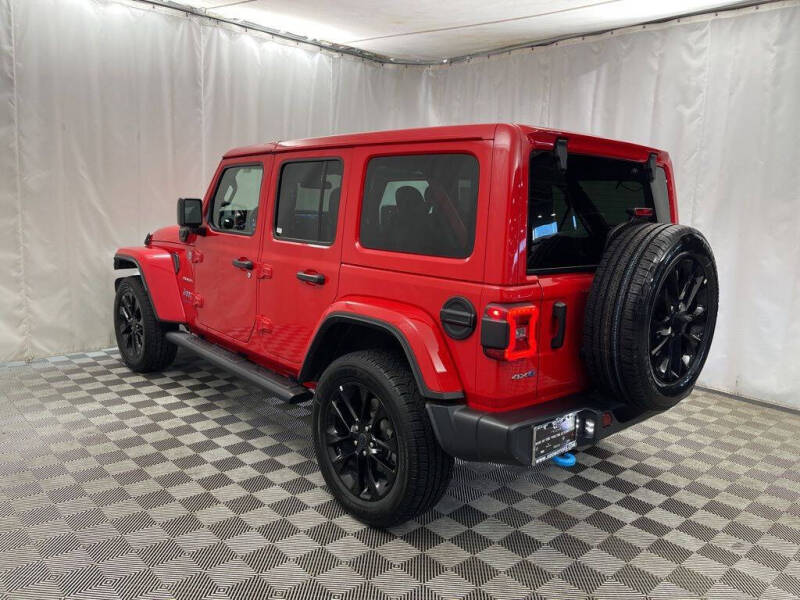 2024 Jeep Wrangler Sahara 4xe