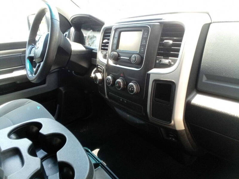 2020 RAM 1500 Classic SLT