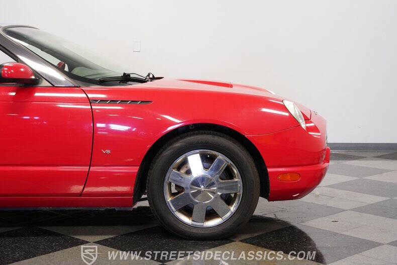 2003 Ford Thunderbird