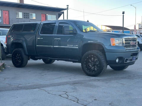 2011 GMC Sierra 2500HD Denali