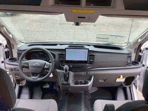 2025 Ford Transit 250