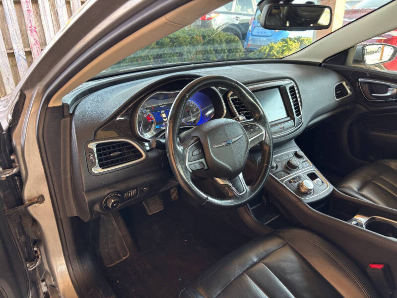 2016 Chrysler 200 C Platinum