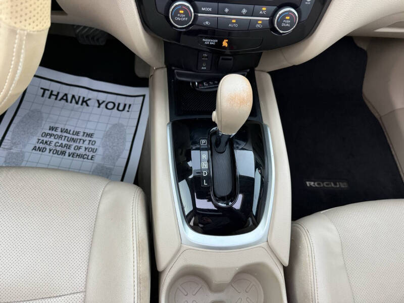 2015 Nissan Rogue SL