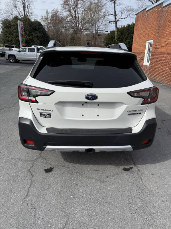 2023 Subaru Outback Touring XT
