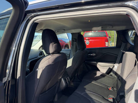 2019 Jeep Cherokee Latitude