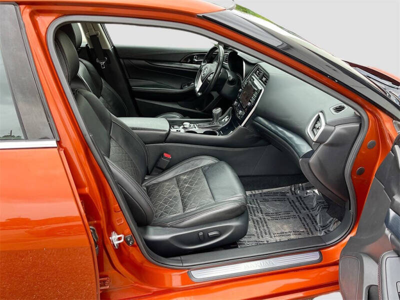 2021 Nissan Maxima 3.5 Platinum