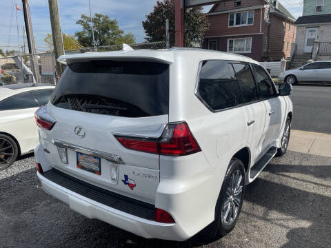 2016 Lexus LX 570