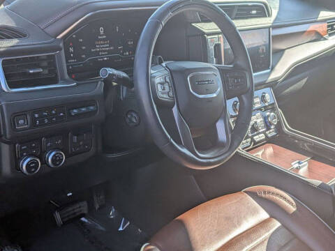 2023 GMC Yukon Denali Ultimate