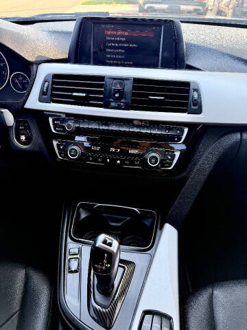2018 BMW 3 Series 320i