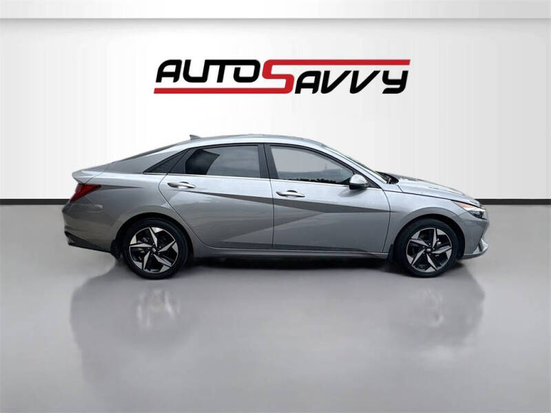 2023 Hyundai Elantra Hybrid Limited