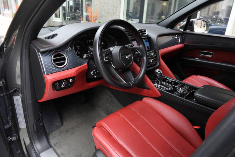 2021 Bentley Bentayga V8