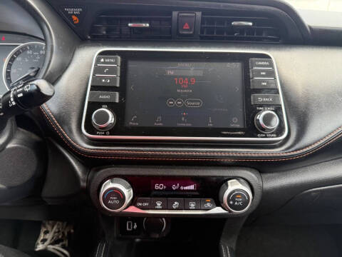 2019 Nissan Kicks SR