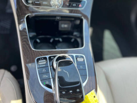 2019 Mercedes-Benz E-Class E 300