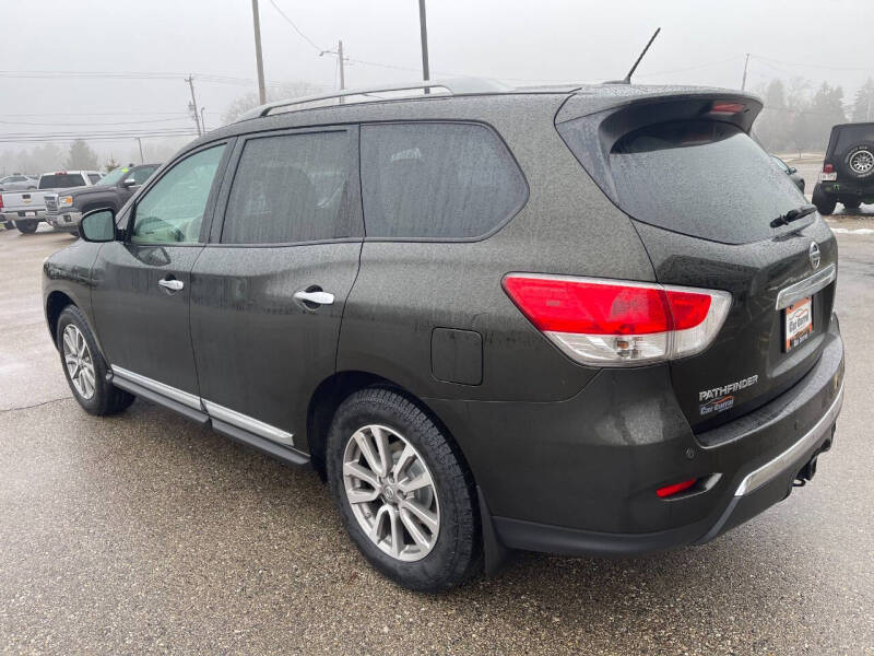 2015 Nissan Pathfinder SL