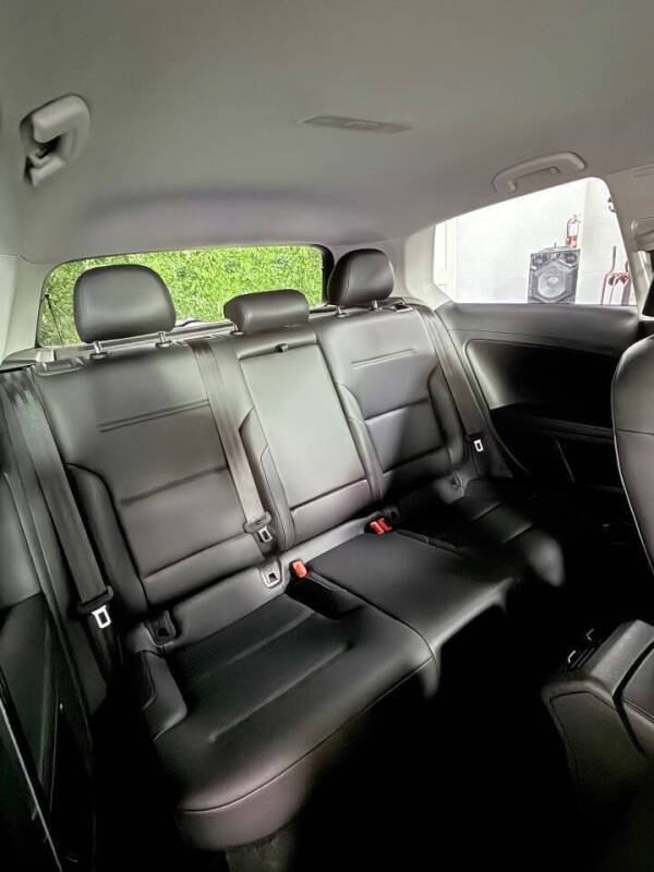 2015 Volkswagen Golf TSI S