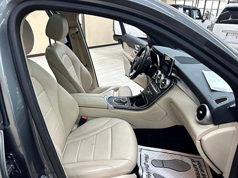 2018 Mercedes-Benz GLC GLC 300