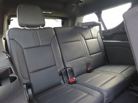 2024 Chevrolet Suburban RST