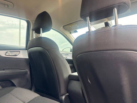 2024 Kia Forte LX